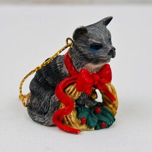 Silver Deer Tom Rubel Christmas Animals Gray Cat with Wreath Ornament